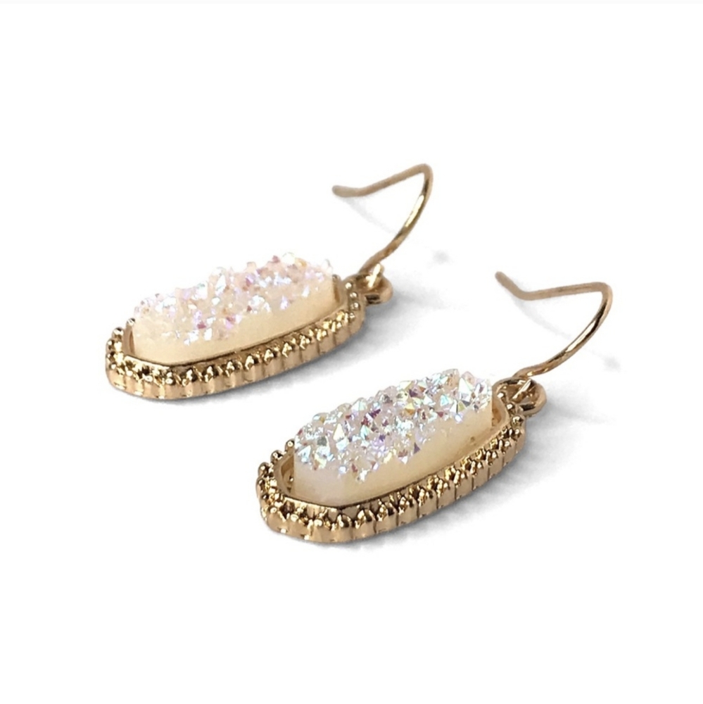 Last TWO! Elegant Sparkly Ivory & Gold Neutral Toned Dangle Fishhook Earrings - Picture 4 of 5